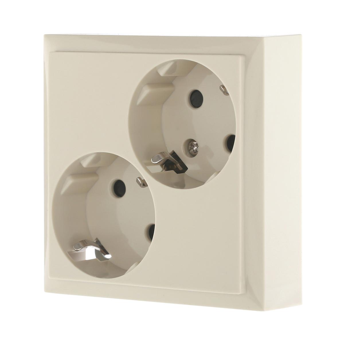 фото розетка lk studio двойная с з/к, со шторками (бежевый) lk60 863501-1 | 220svet.ru