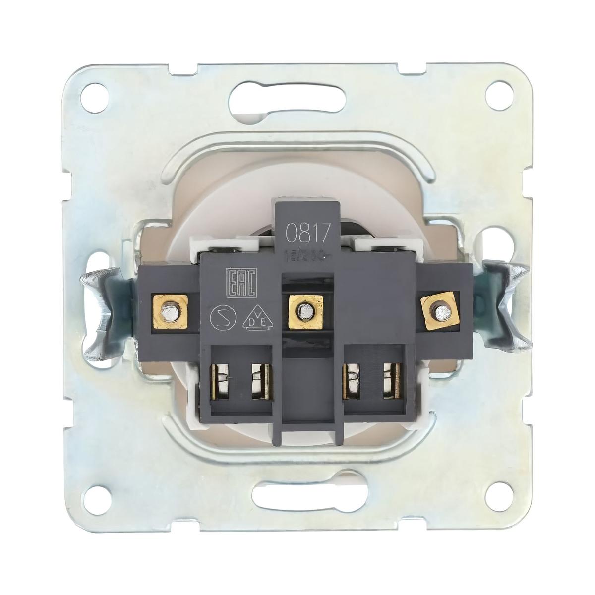 фото розетка lk studio без з/к, со шторками (белый) lk60 863304-1 | 220svet.ru