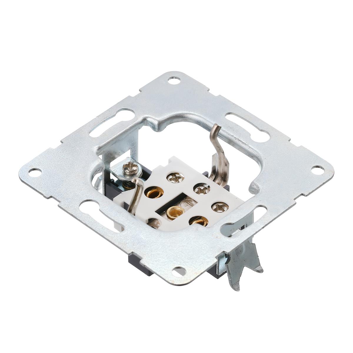 фото розетка lk studio с з/к, со шторками (белый) lk60 863204-1 | 220svet.ru